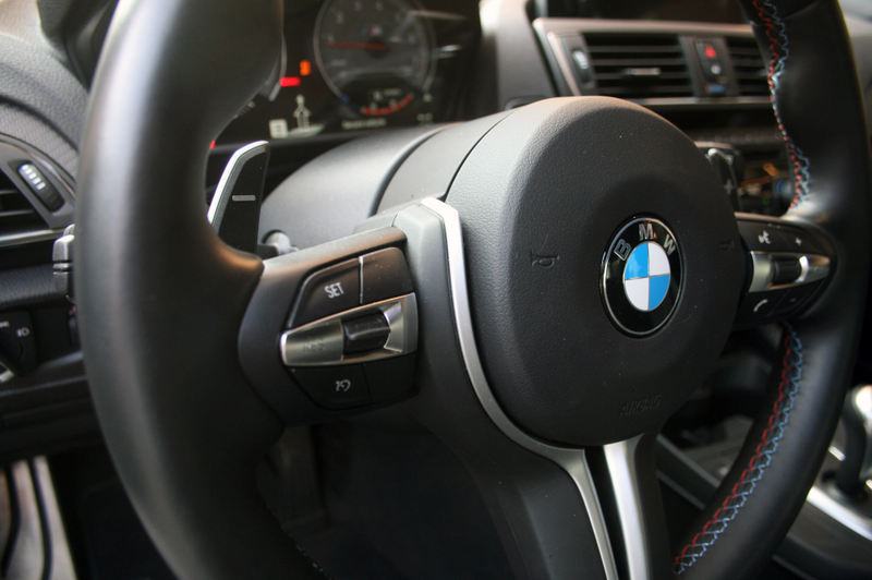 Illustration for article titled The 2017 BMW M2 Is Exactly What You Want A Modern M Car To Be